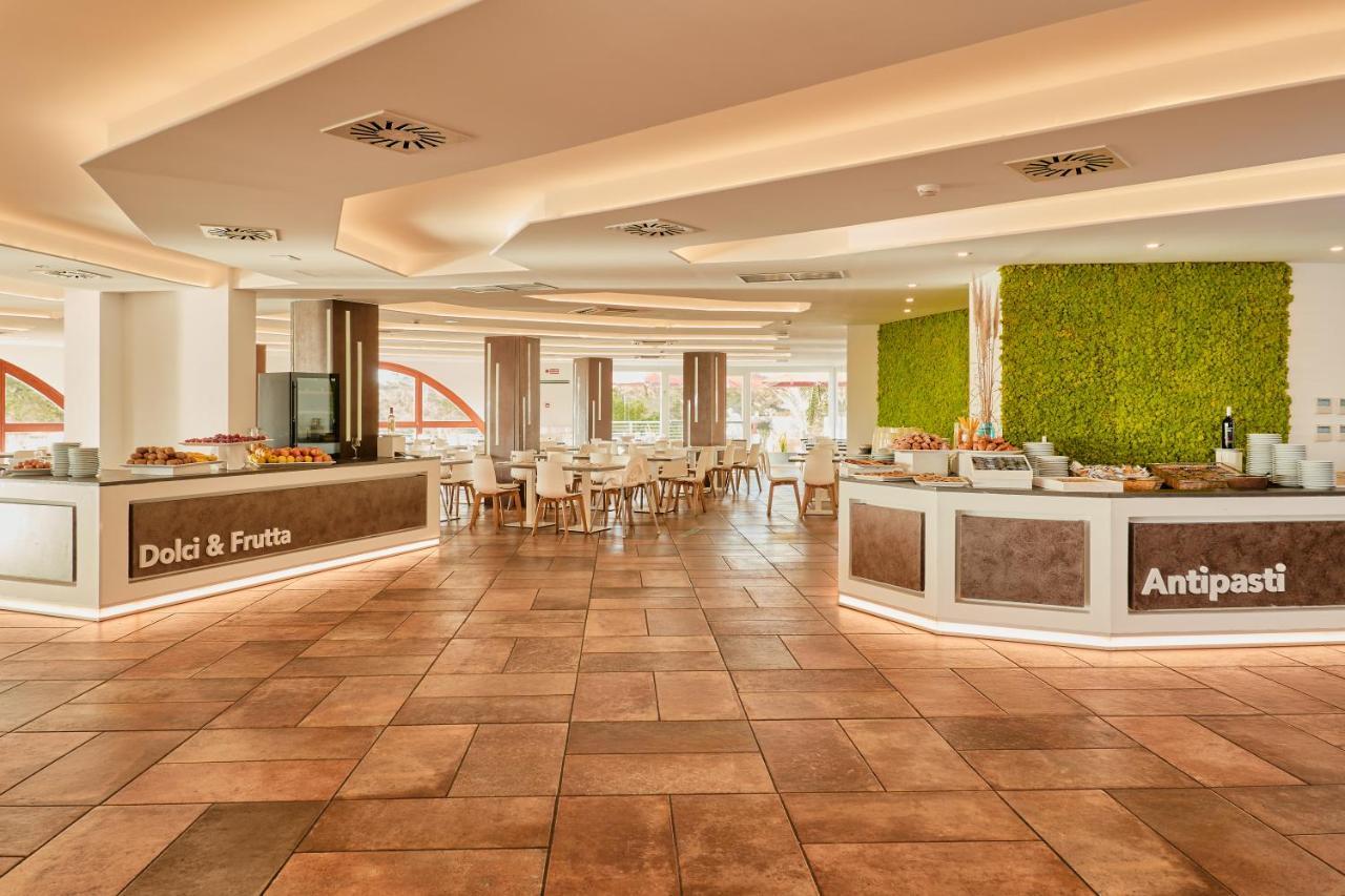 Hotel Club Esse Roccaruja Stintino Exteriér fotografie